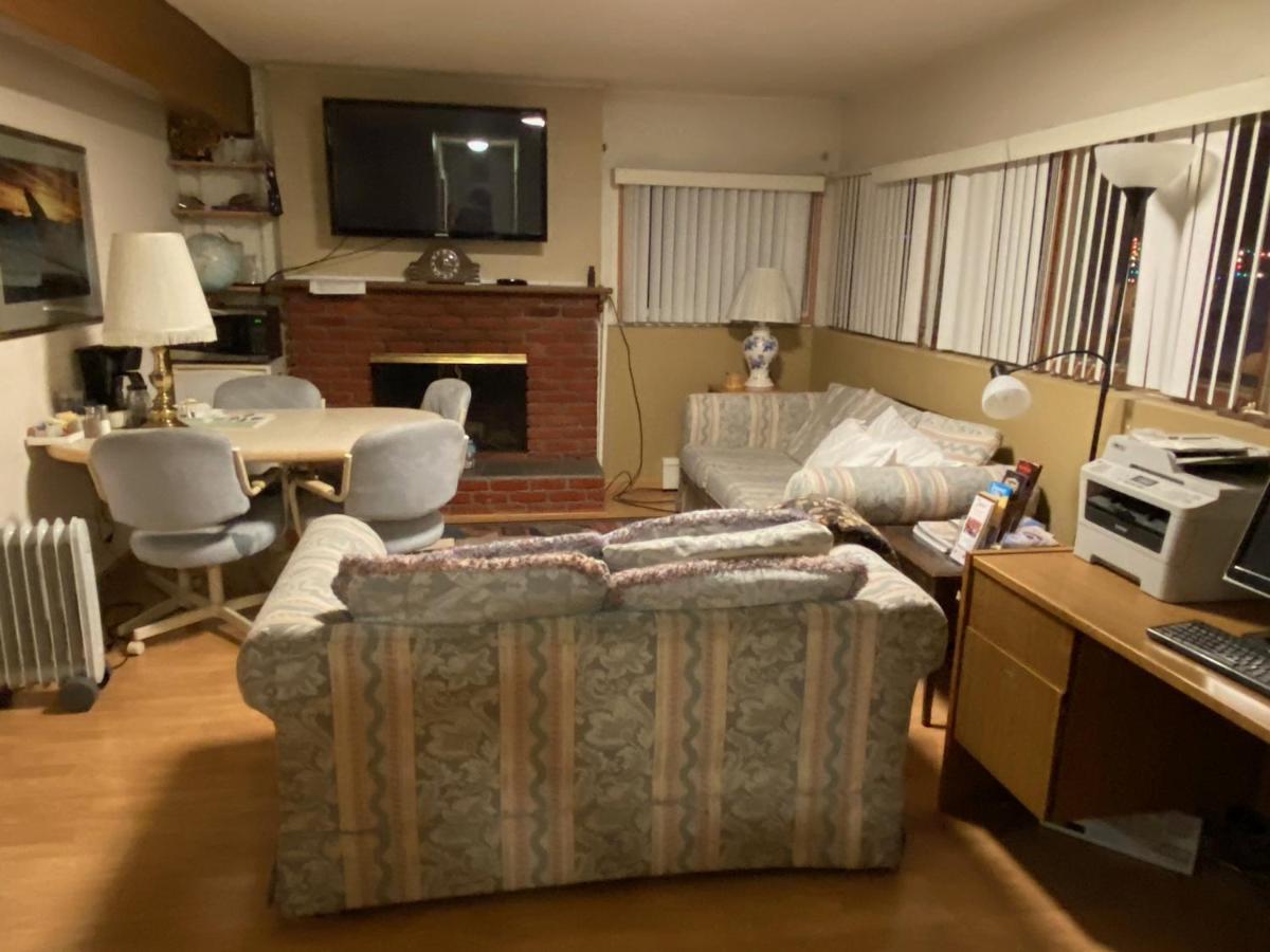 Alaska European Bed & Breakfast 앵커리지 외부 사진